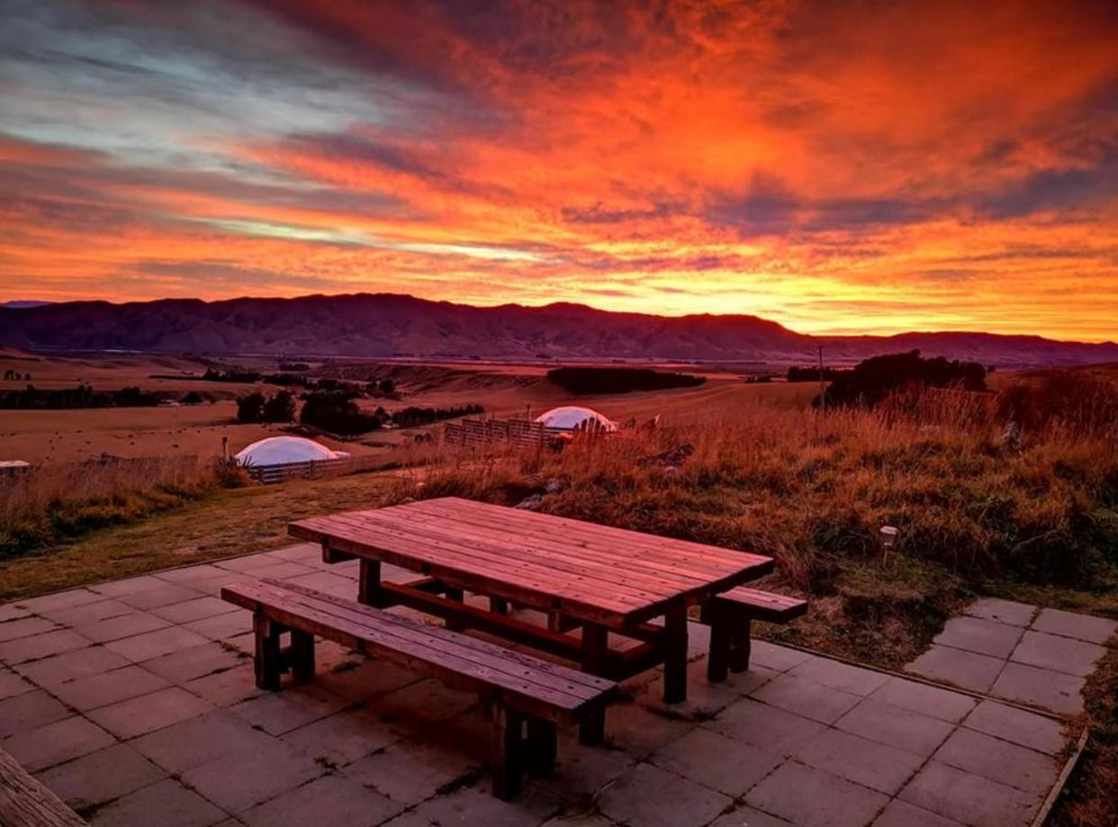Valley Views Glamping Kurow Exterior photo